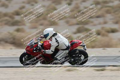 media/May-05-2025-Moto Forza (Mon) [[3c1838c5e5]]/2-B Group/Session 3 (Panning Test Turn 14 Inside)/